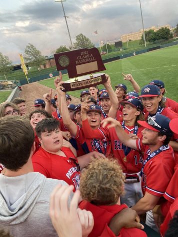 The team celebrates their first state championship since 1980. Photo courtesy of @11blair on Twitter.