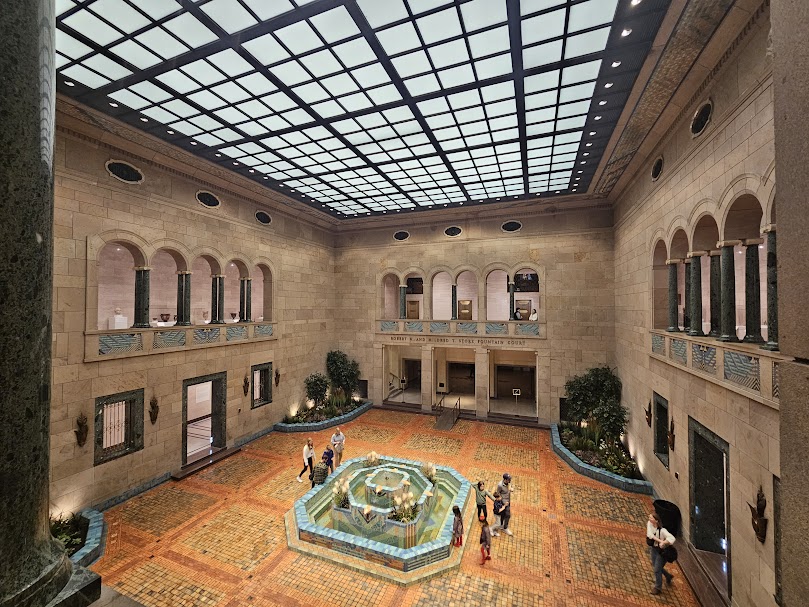 Fountain in the old section of the Joslyn Art Museum 