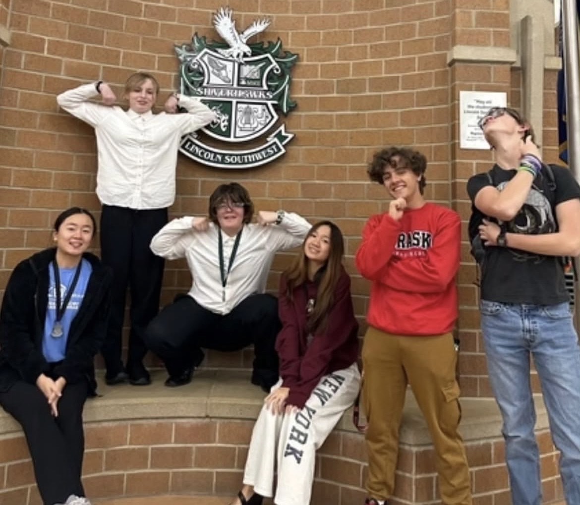 MS Debate Team at LSW on November 8th.
From left to right: Margaret Ho, Catherine Mulrine, Braxton Nattrass, Regina Ho, accompanied by Alumni Kolby Cameron and Jacob Rudloff